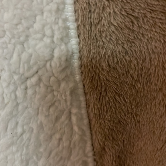 Kangaroo Onsie - Picture 4 of 6